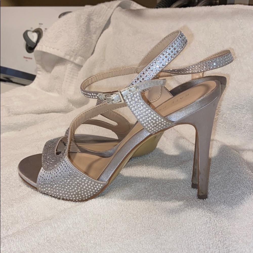 Used Silver Heels - Picture 2 of 10
